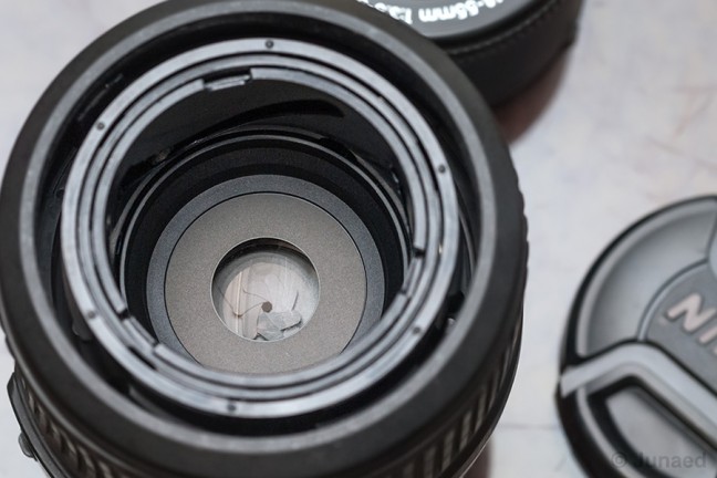 Convert-18-55-lens-to-Macro-lens-02-648x432